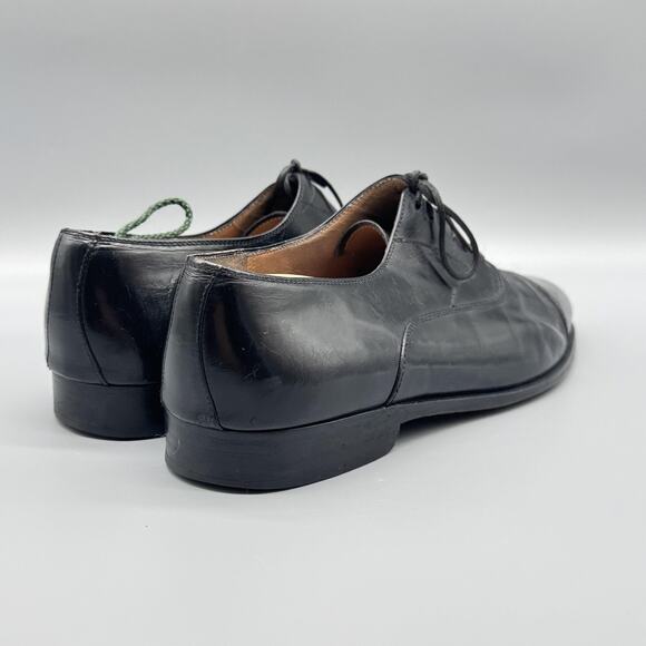 Classic Black Men's Dress Shoes - Picture 8 of 13